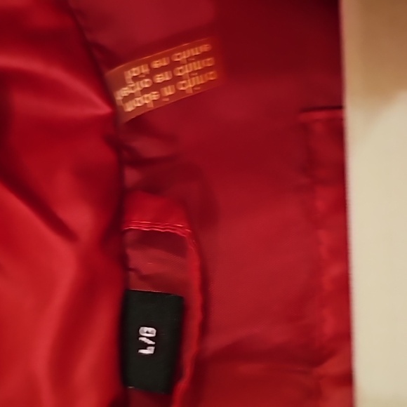 Guess Puffer Jacket - Picture 3 of 5